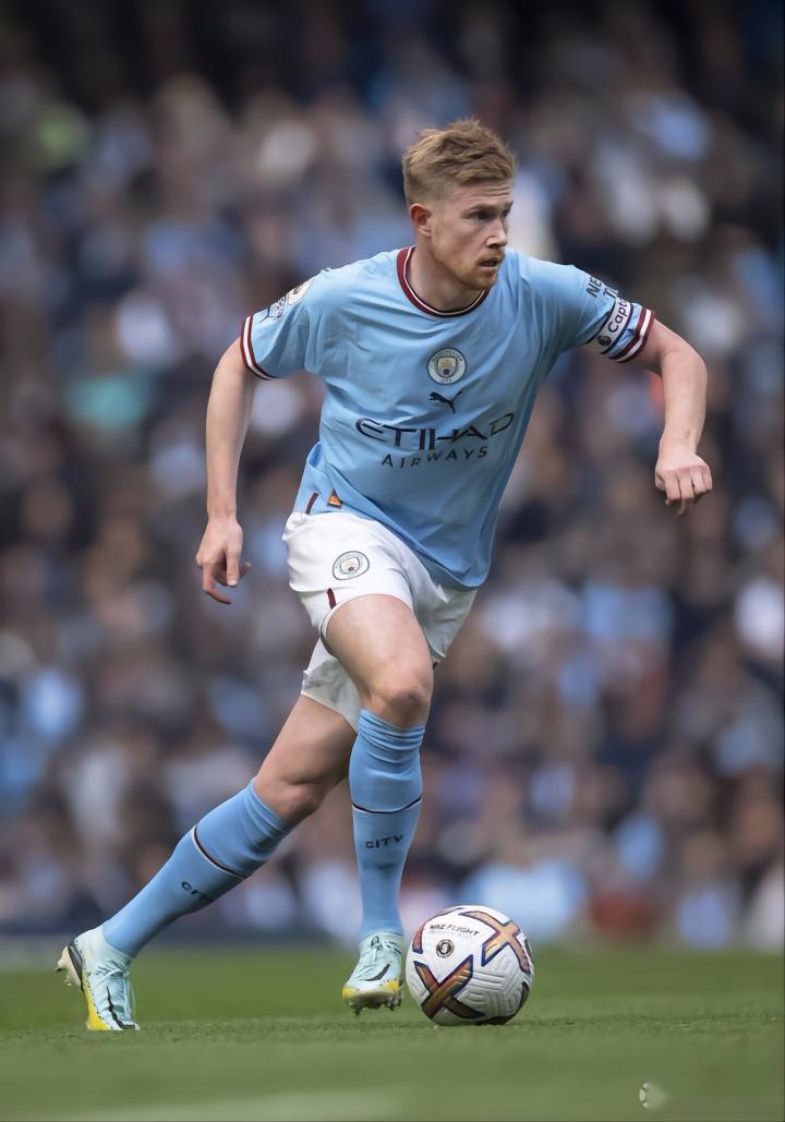 冯潇霆：很幸运赶上了中国足球的鼎盛时期 广州队没了很难过